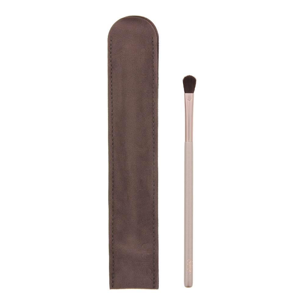 Delilah Eyeshadow Brush - BR05 - TrendFynd