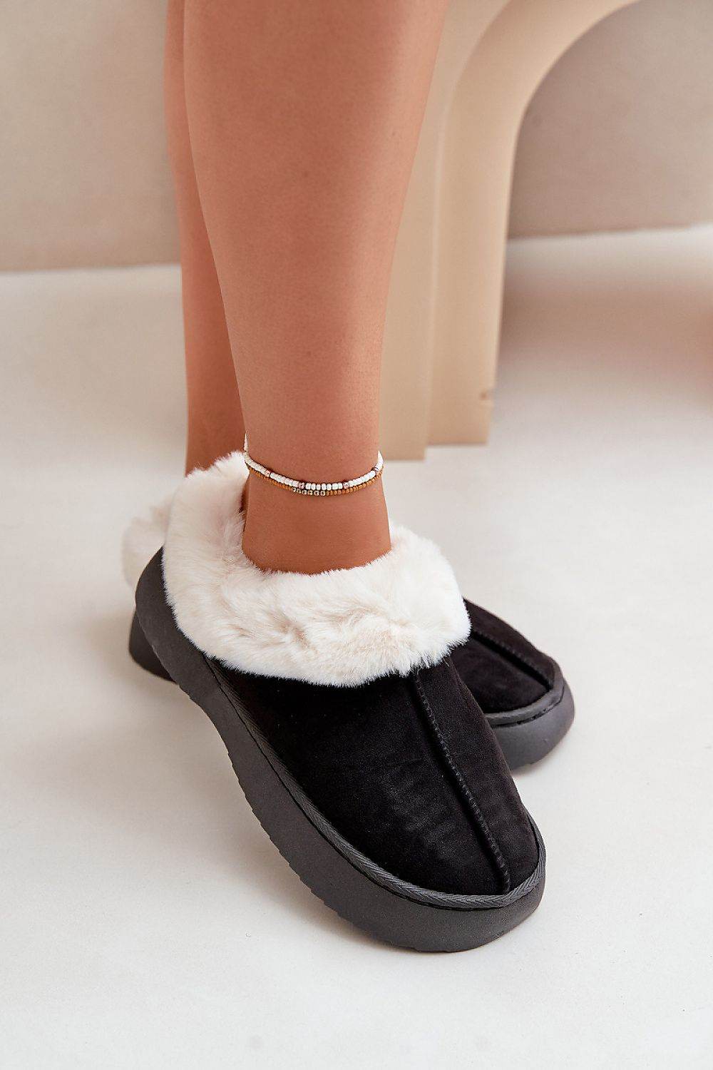 Slippers Step in style - TrendFynd