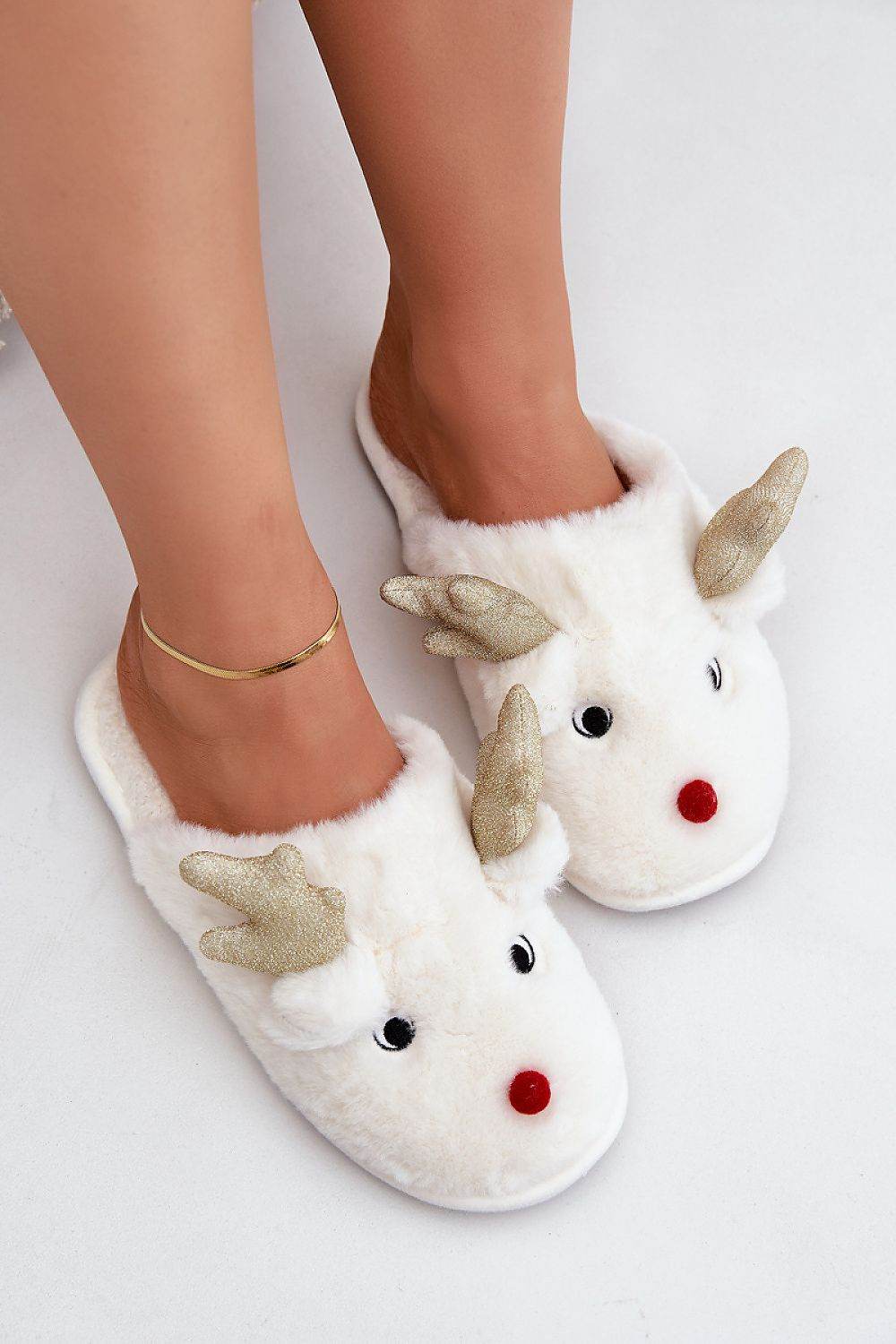Slippers Step in style - TrendFynd