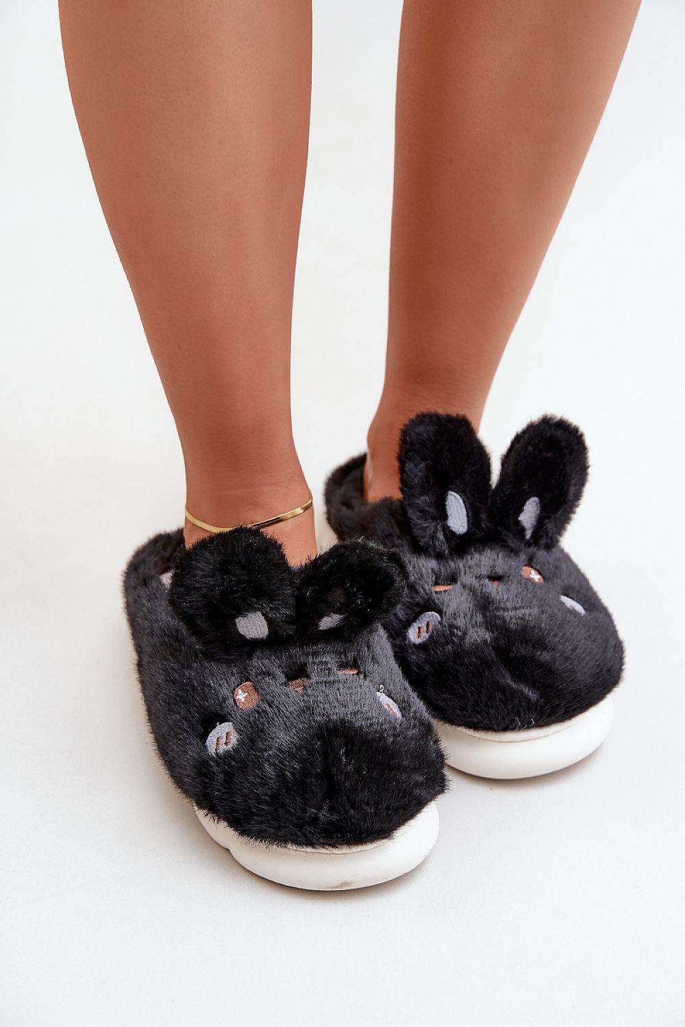 Slippers Step in style - TrendFynd