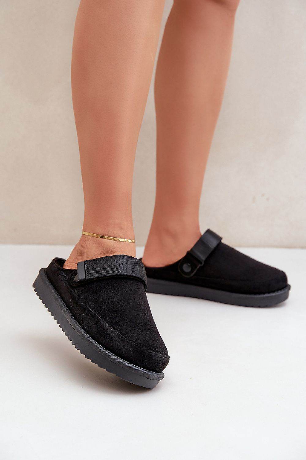 Slippers Step in style - TrendFynd