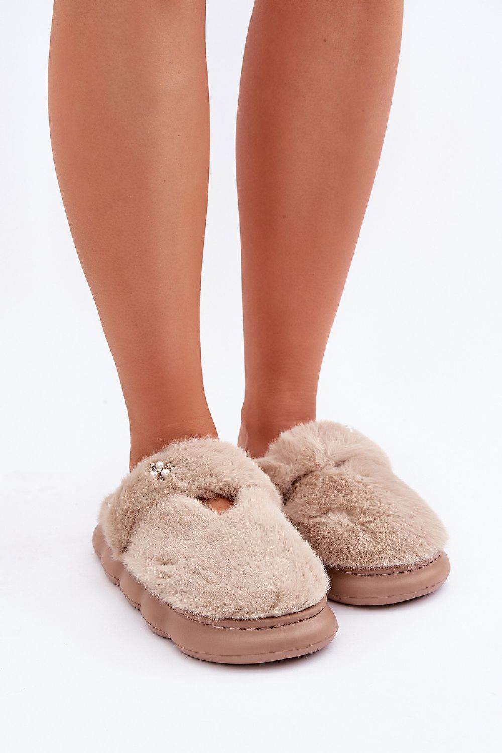 Slippers Step in style - TrendFynd