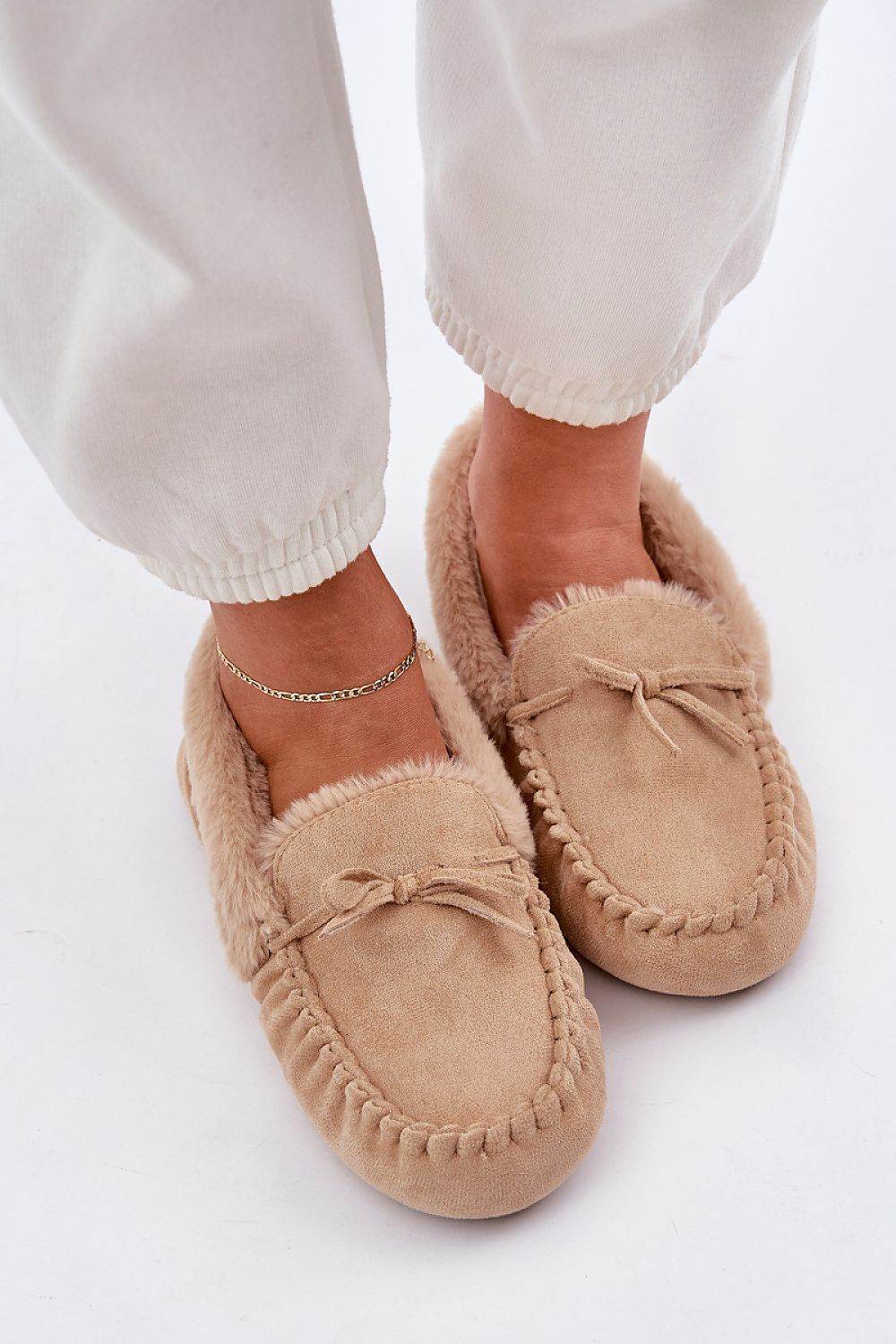 Slippers Step in style - TrendFynd