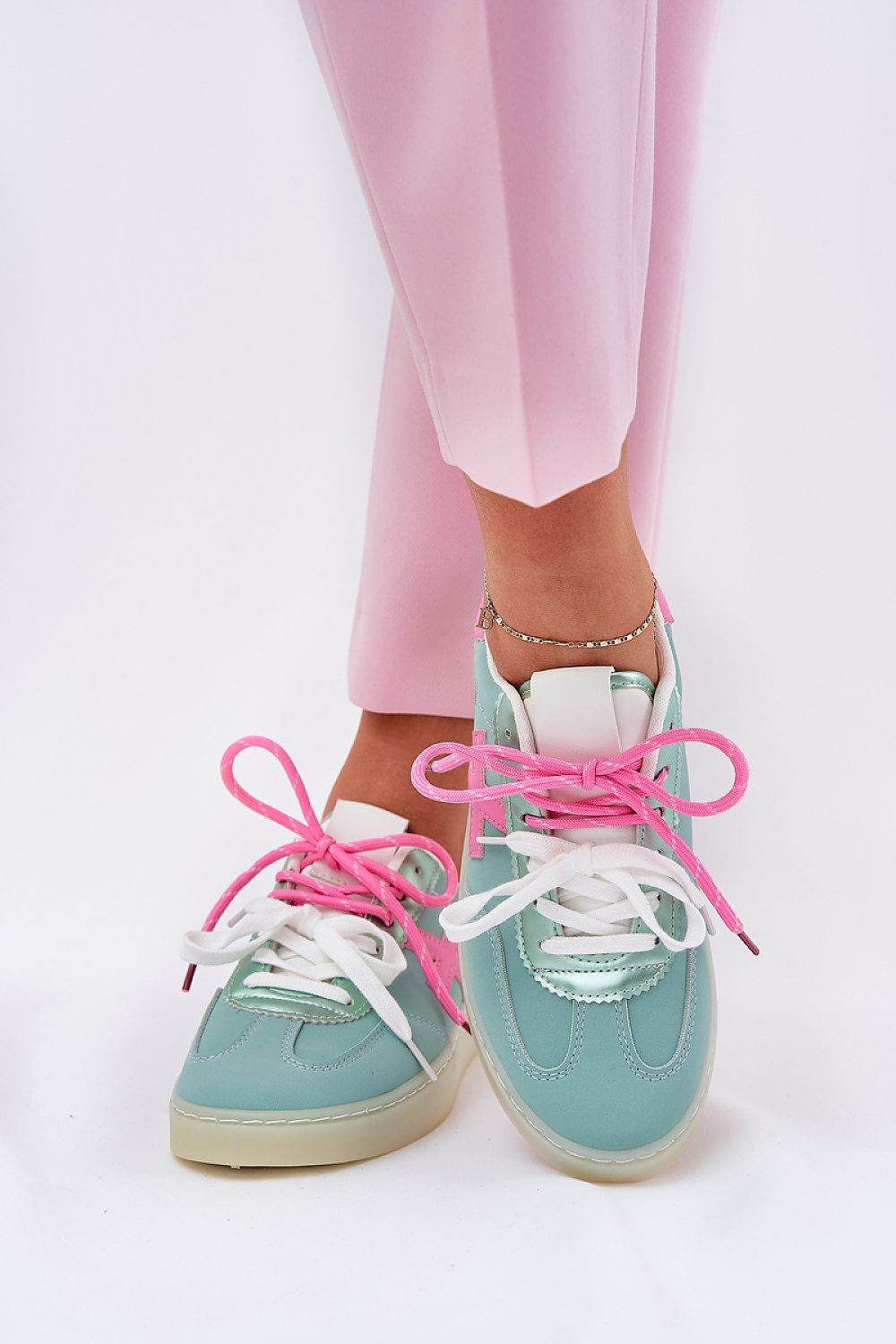 Sport Shoes Step in style - TrendFynd