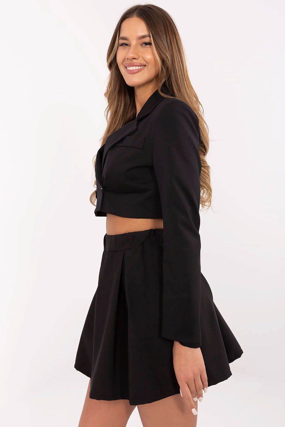 Short skirt Italy Moda - TrendFynd