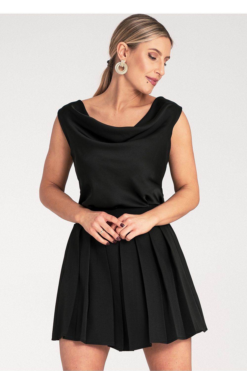 Short skirt Figl - TrendFynd