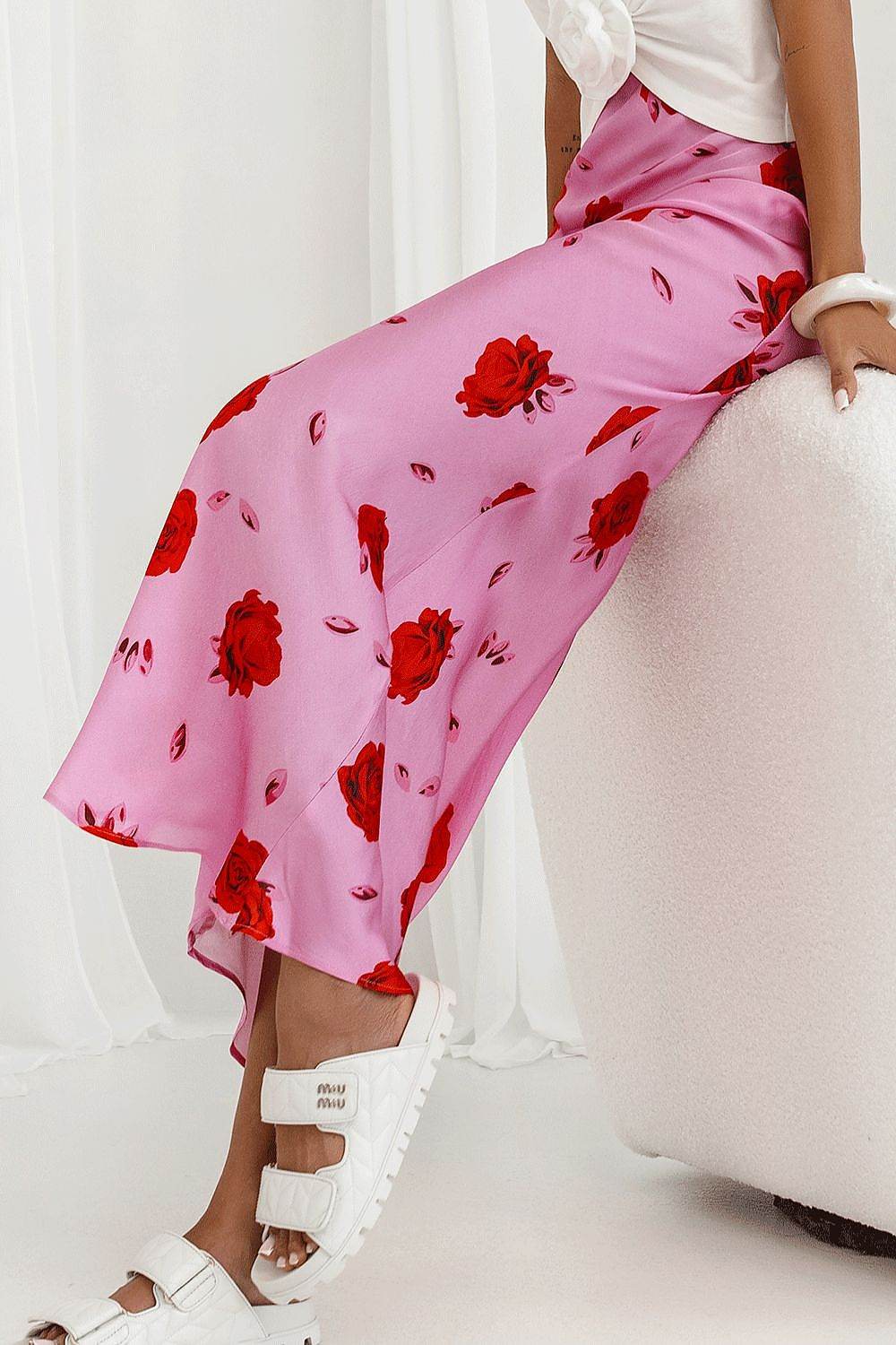 Long skirt IVON - TrendFynd