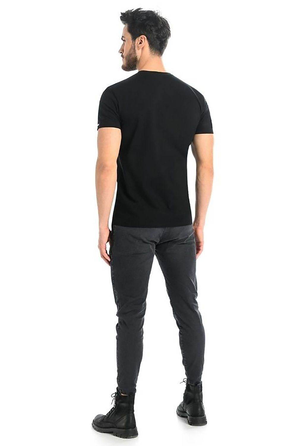 T-shirt Teyli - TrendFynd